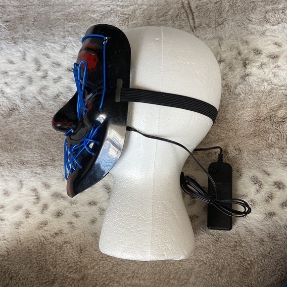 NWT! Purge mask black red blue LED light up Halloween costume trick or treat - Picture 5 of 8